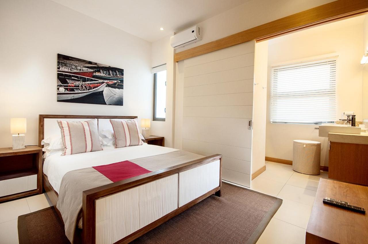 Cap Ouest Luxury Beachfront Flic-en-Flacq Eksteriør bilde